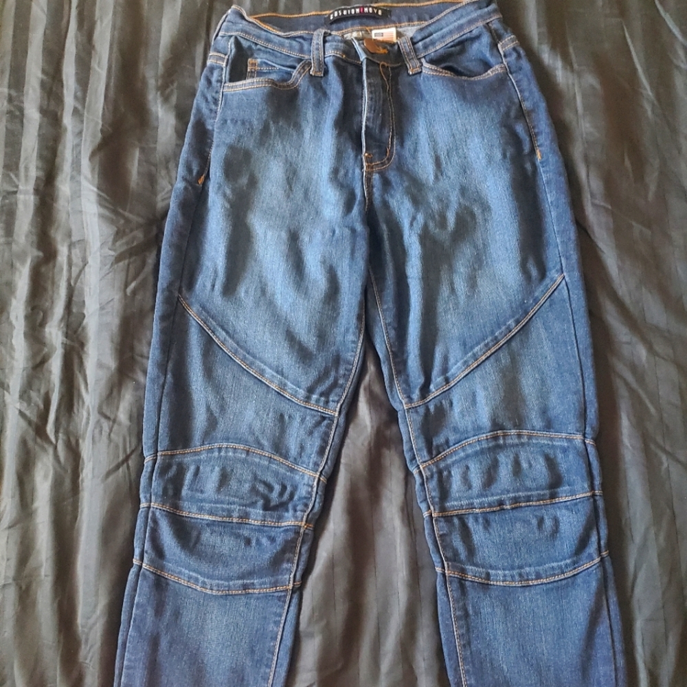 Fashion Nova Dark Denim Skinny Jeans